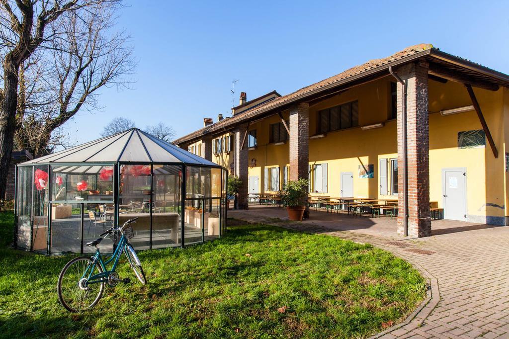 Хостел Cascina Bellaria Милан Экстерьер фото